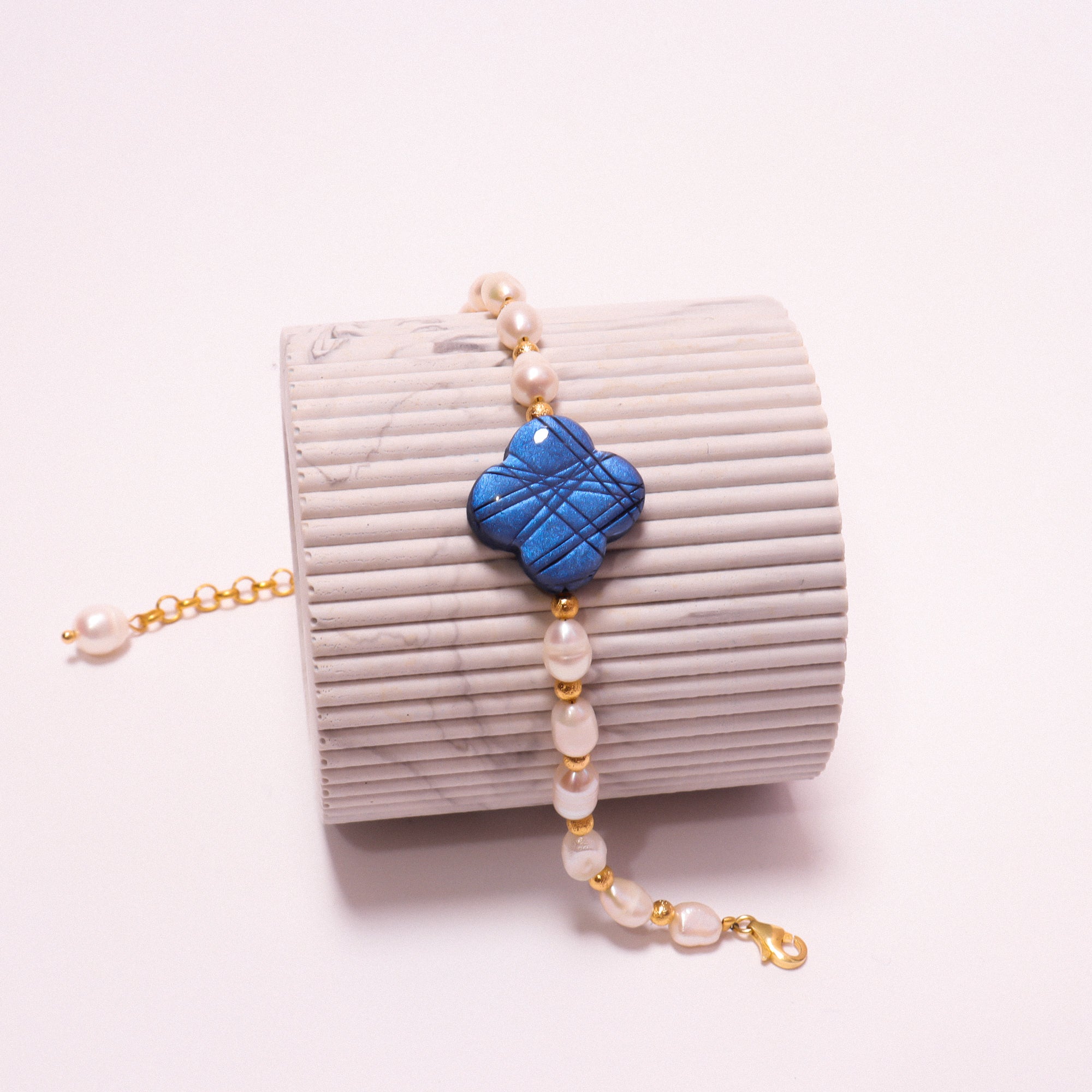 Blue gem bracelet